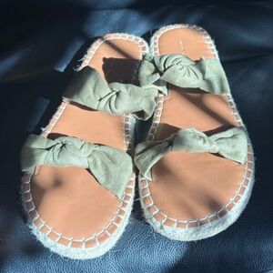 American Eagle army Green Knotted Slide Sandals women’s size 7